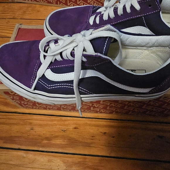 Ladies Purple Vans Sneakers - Picture 3 of 3